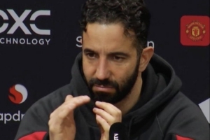 九游登录入口-爱酱阿莫林：不上就永远无法进球 所以我努力确保霍伊伦出勤