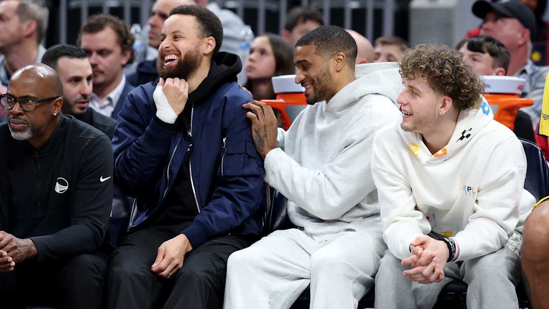 若自由市场遇挫,勇士或迎“荒诞重聚”:用交易特例签回乌布雷